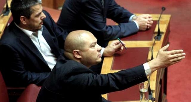 Ενώπιον των ανακριτριών άλλοι πέντε βουλευτές της Χρυσής Αυγής