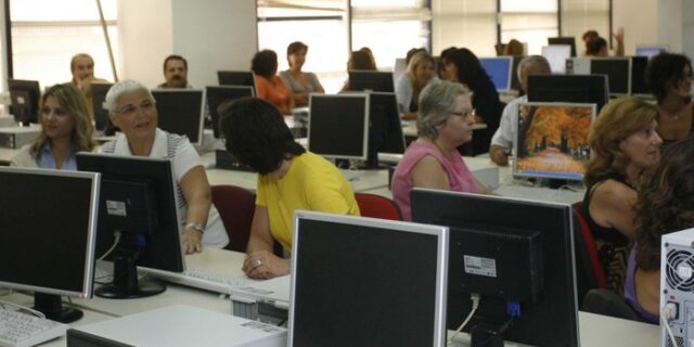 Ασφαλιστικό: Ποιες γυναίκες βγαίνουν στη σύνταξη από τα 50