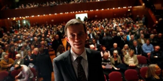 AFD: Οι Έλληνες δημιουργούν χρόνο με τον χρόνο περισσότερα χρέη