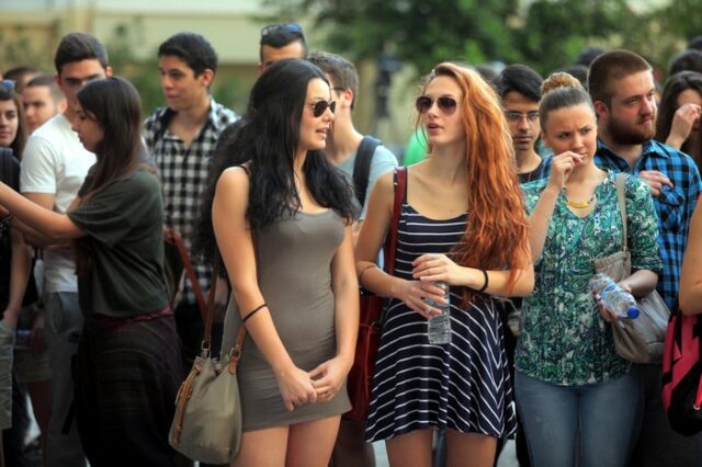 Πανελλήνιες 2014: Τα θέματα σε Βιολογία, Φυσική, Μαθηματικά και Ιστορία