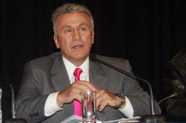 Ευρωεκλογές 2014: Ο Παναγιώτης Ψωμιάδης έγινε σοκολατάκι!