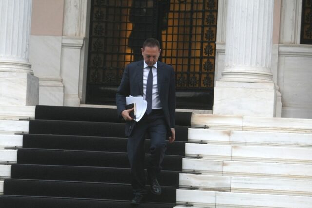 Χαμόγελα Στουρνάρα για την έκθεση του ΔΝΤ: Δεν υπάρχει κενό 7 δισ. ευρώ. Προχωράμε σε φορο-ελαφρύνσεις