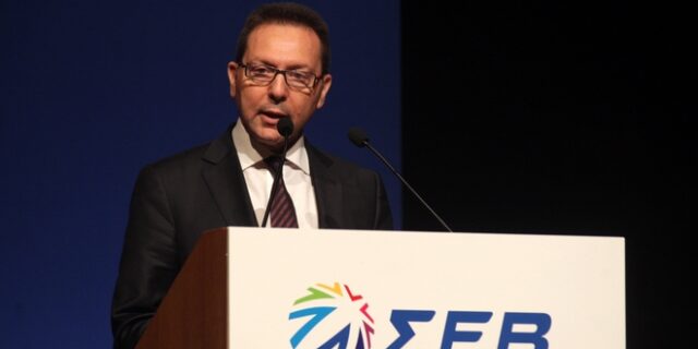 Το ξέσπασμα Στουρνάρα και οι λάθος εντυπώσεις: Ούτε για ένα δευτερόλεπτο δεν σκέφτηκα να εγκαταλείψω τη θέση μου
