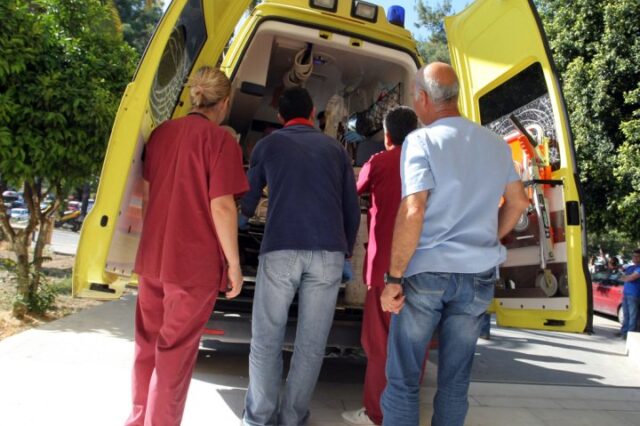 Απίστευτη τραγωδία στη Ρόδο: Νεαρή έπεσε από μπαλκόνι κι όταν την είδε η μάνα της στο νοσοκομείο έπαθε καρδιακή προσβολή