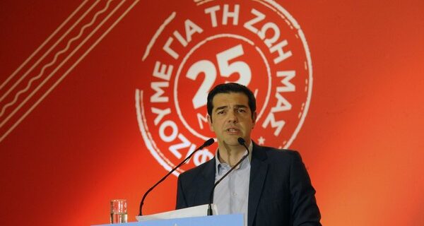 Τσίπρας: Μπήκε η άνοιξη και ο πρωθυπουργός δεν τολμά να βγει από το Μαξίμου