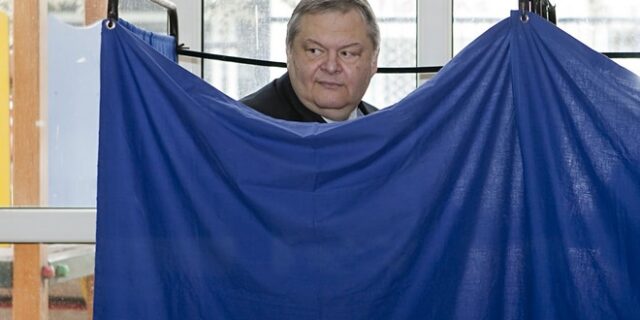 Βενιζέλος: “Η σημερινή μέρα είναι αφιερωμένη στις τοπικές κοινωνίες”