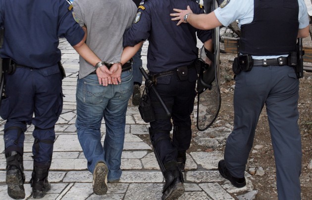 Χτύπημα σε σπείρα χρυσοδάκτυλων