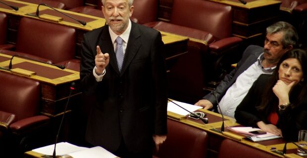 Αποχώρηση του ΣΥΡΙΖΑ από την ανάγνωση νομοσχεδίου και κόντρα με την Λ. Κανέλλη