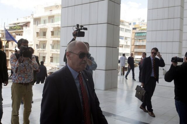 Ελεύθερος ο Μιχάλης Αρβανίτης. Του απαγόρευσαν τη συμμετοχή σε πολιτικές εκδηλώσεις της Χρυσής Αυγής ανά την Ελλάδα