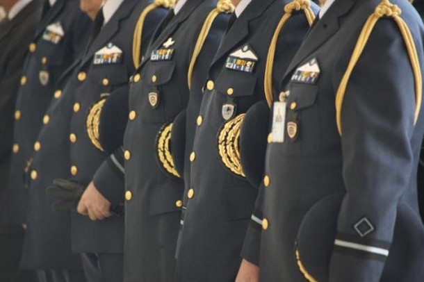 Αναδρομικά στις ΕΔ: Ποιοι είναι οι 6 στρατιωτικοί που κατάφεραν να ακυρώσουν τις περικοπές του 2012