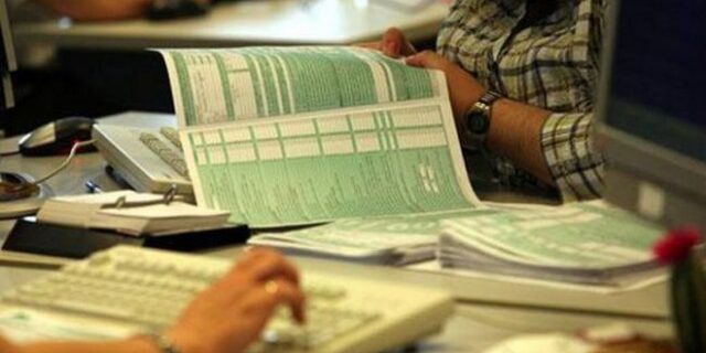 Σημεία των… Μνημονίων: Μας “καταπλάκωσαν” οι φόροι