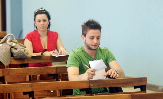 Σαρωτικές αλλαγές και αντιδράσεις: Νέο εισοδηματικό όριο στις μετεγγραφές φοιτητών
