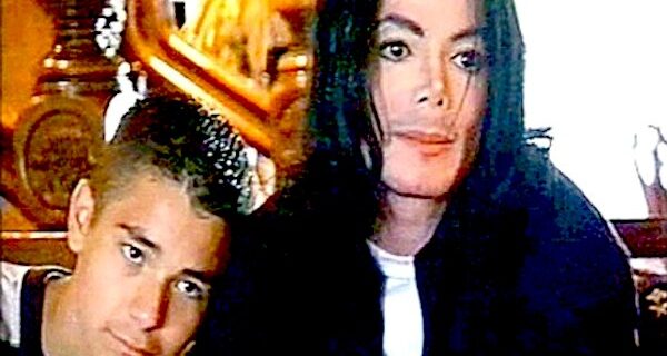 Μηχανή του Χρόνου: Μάικλ Τζάκσον. Έδωσε 35 εκατ. δολάρια στα αγοράκια που κακοποίησε για να γλυτώσει