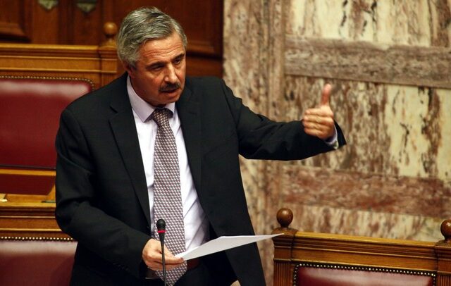 Οι δέκα δεσμεύσεις της κυβέρνησης για τη “μικρή ΔΕΗ”. Βελτιώσεις στο τελικό κείμενο υποσχέθηκε το ΥΠΕΚΑ