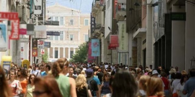 Στους λογαριασμούς ακόμη 120.000 δικαιούχων το κοινωνικό μέρισμα