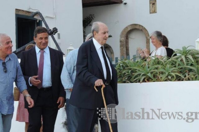 Ο Κωνσταντίνος Μητσοτάκης πάντρεψε τον εγγονό του στην Κρήτη