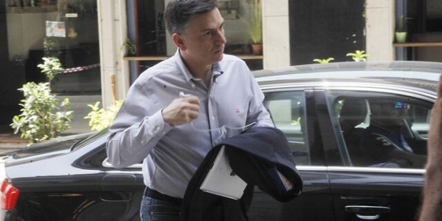 Άρθρο βόμβα από τον Θ. Μωραΐτη: Βάζει θέμα ηγεσίας στο ΠΑΣΟΚ