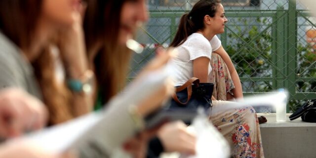 Πανελλήνιες 2014: Έρχεται άνοδος των βάσεων