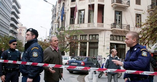 Ελεύθερος με πολυετή κάθειρξη ο επιχειρηματίας Γ. Τεκτερίδης για την εισβολή στο Παρακαταθηκών