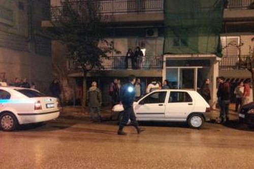 Σε εξέλιξη επιχείρηση της Αστυνομίας στην Πάτρα σε συνδέσμους, με συλλήψεις οπαδών