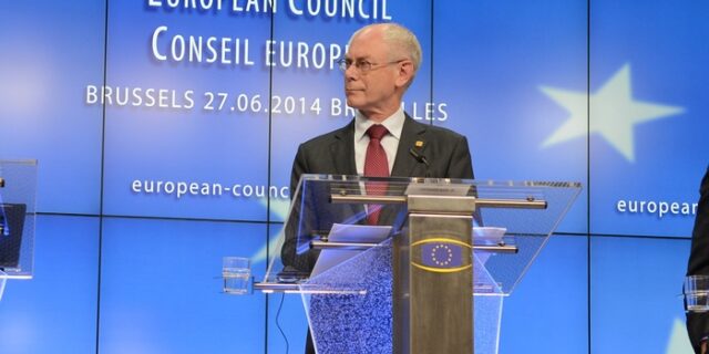 Δημοσιονομική εξυγίανση με ανάπτυξη και δημιουργία θέσεων εργασίας συμφώνησαν οι 28 της Ευρώπης