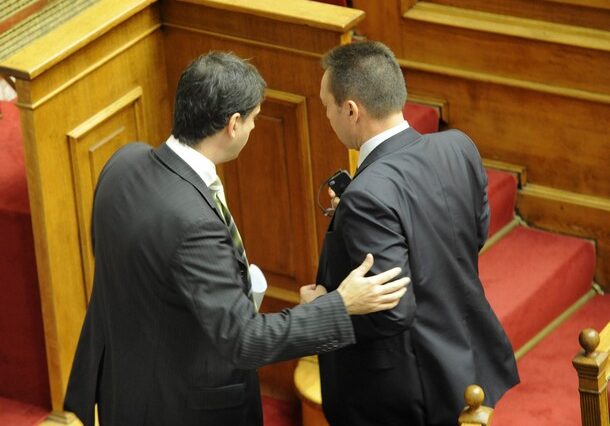 Η πεντάδα, που θα διαλέξει τον διάδοχο του Χ. Θεοχάρη