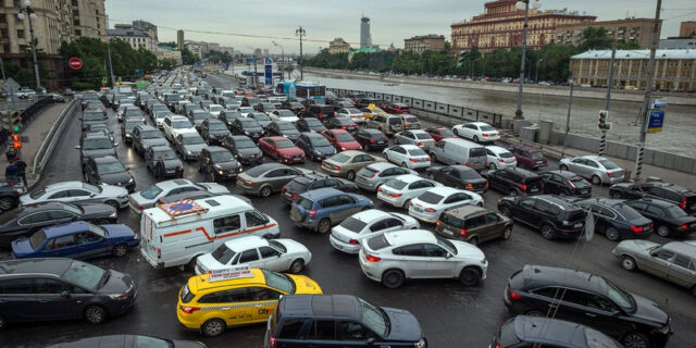 Τα απίστευτα μποτιλιαρίσματα στους δρόμους της Μόσχας
