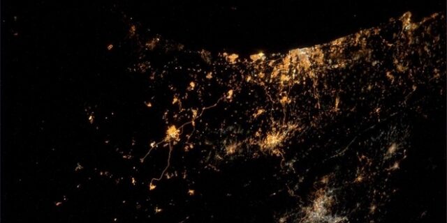 Φωτογραφίες: O βομβαρδισμός της Παλαιστίνης όπως φαίνεται από το διάστημα