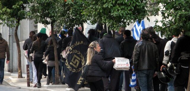 Ένα sms φαίνεται πως “καίει” τον Η. Κασιδιάρη. Οι Αρχές το θεωρούν πολύ σημαντικό στοιχείο