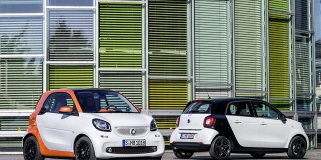 Βίντεο: Αυτά είναι τα ολοκαίνουργια Smart ForTwo και ForFour