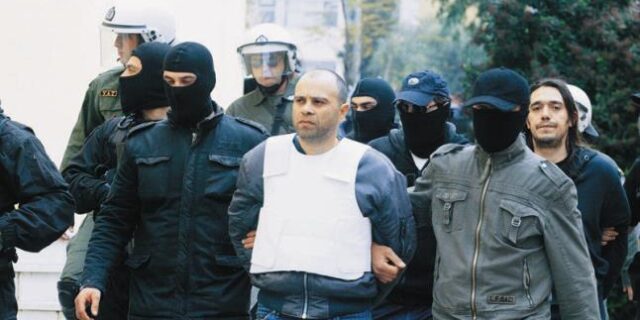 Ποιος είναι ο Νίκος Μαζιώτης