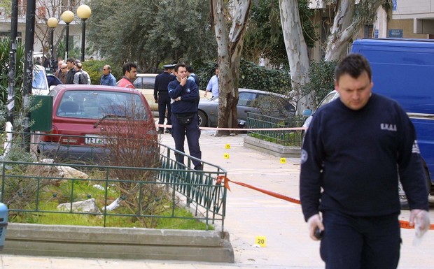 Δολοφονία από οικιακή βοηθό και τους συνεργούς της