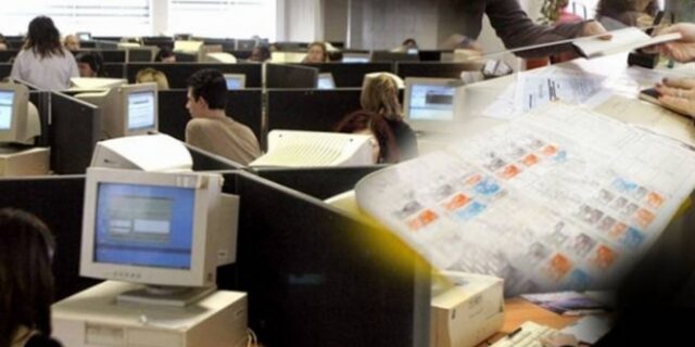 Ολική ανατροπή στο Ασφαλιστικό. Πρόταση – σοκ για ένταξη των δημοσίων υπαλλήλων στο ΙΚΑ και “μαχαίρι” στις πρόωρες συντάξεις