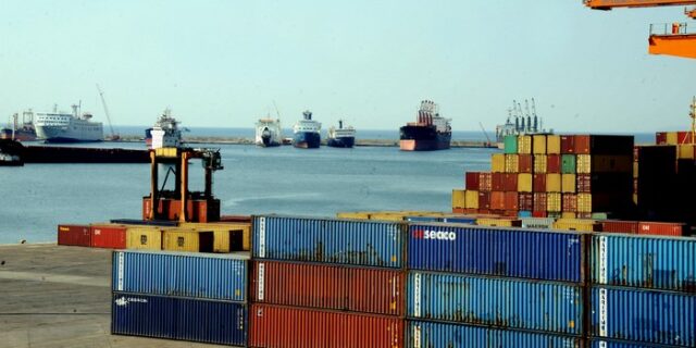 Με “νίκη” των εργαζομένων, έληξε η απεργία στις εγκαταστάσεις της COSCO