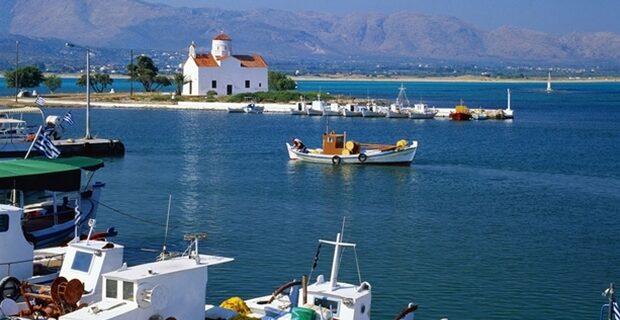 Εκτός αρχαιολογικού χώρου το λιμάνι της Ελαφονήσου και ο αντίπερα μώλος
