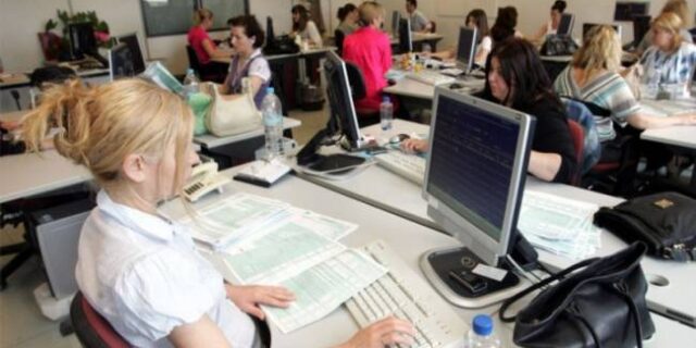 ICAP: Επιβραδύνεται ο ρυθμός μείωσης της απασχόλησης