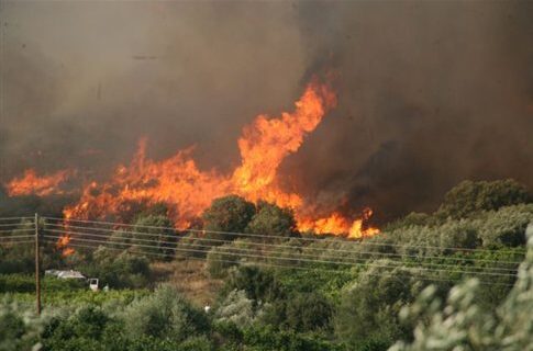 Μεγάλη φωτιά στη Ζάκυνθο