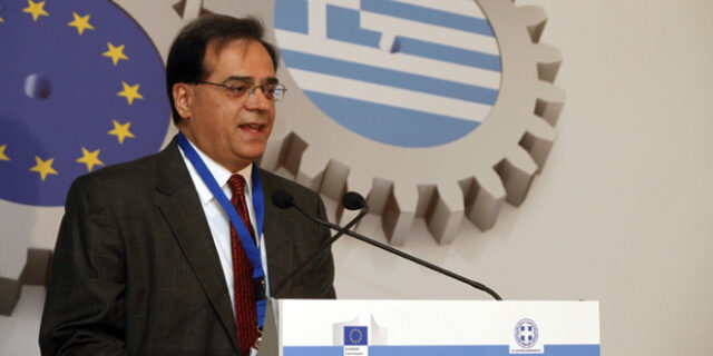 Οι κινήσεις της κυβέρνησης για την εκπλήρωση των προαπαιτούμενων ενόψει της μετάβασης Χαρδούβελη στην Ευρωομάδα