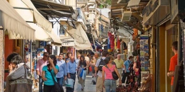 ΙΟΒΕ: Σε τροχιά ανάκαμψης μετά από 6 χρόνια η ελληνική οικονομία το 2014 – Στο 0,7% θα φτάσει η ανάπτυξη