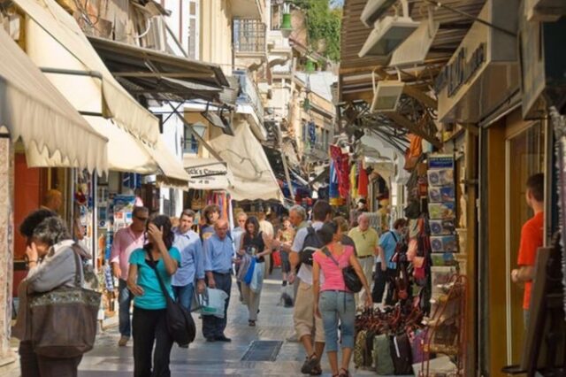 ΙΟΒΕ: Σε τροχιά ανάκαμψης μετά από 6 χρόνια η ελληνική οικονομία το 2014 – Στο 0,7% θα φτάσει η ανάπτυξη