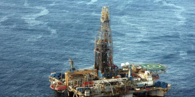 Κόλπο με τα πετρέλαια: Ιδιώτες θα μοιράσουν το πετρέλαιο της Ελλάδας