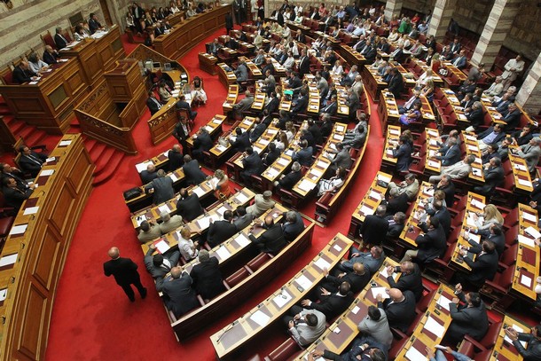 Στο ΦΕΚ και οι αποσπάσεις υπαλλήλων στα πολιτικά γραφεία μελών της κυβέρνησης
