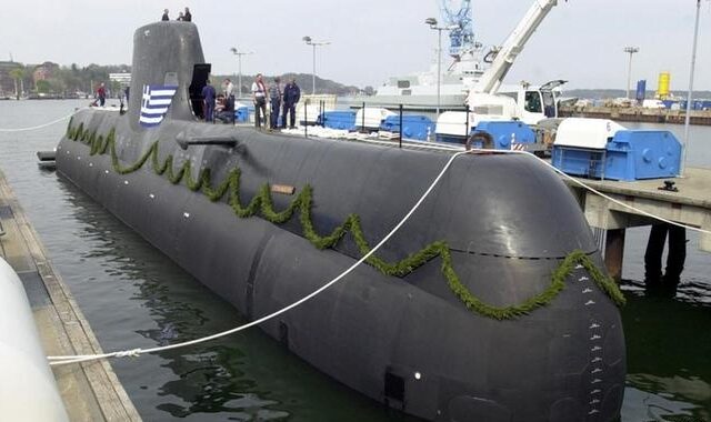 Αβατάγγελος: Αγοράσαμε υποβρύχια για να μπούμε στο ευρώ