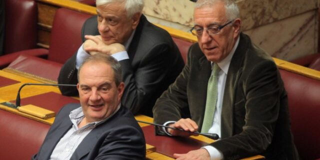 Πανηγυρική διάθεση μεταξύ των καραμανλικών μετά τις αποφάσεις για Βατοπέδι-ΕΛΣΤΑΤ