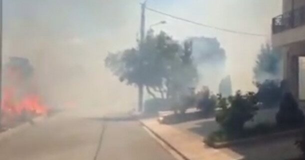 Κινδύνεψαν πολυκατοικίες από φωτιά στην Κοζάνη
