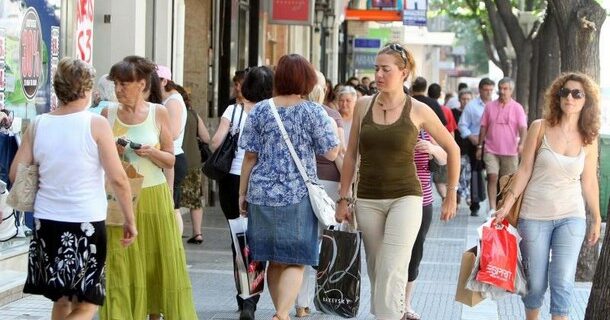 Σε ποιες περιοχές θα είναι ανοικτά τα μαγαζιά όλες τις Κυριακές του χρόνου