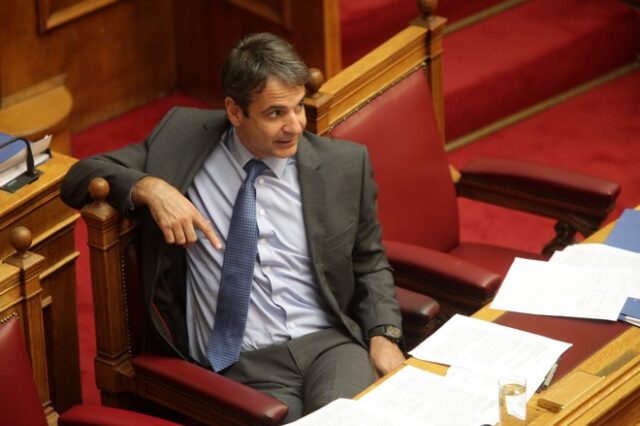 Μητσοτάκης: “Καμία απόλυση στο Δημόσιο από το 2015”. Αλλά 6.500 θα φύγουν φέτος