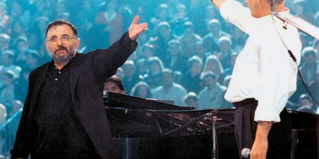 Μηχανή του Χρόνου: «Ρόζα». Το ξεχασμένο τραγούδι του Μικρούτσικου που όλοι απέρριπταν