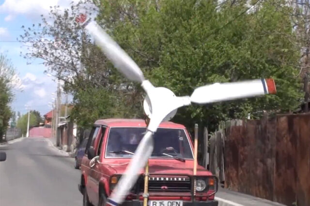 ΒΙΝΤΕΟ. Mitsubishi Pajero με έλικα ανεμογεννήτριας σε τεστ σε δρόμους της Ρουμανίας
