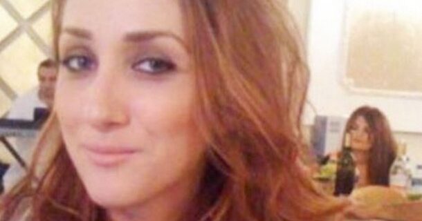 Ισόβια σε 20χρονο ναυτικό για τη δολοφονία της αεροσυνοδού συντρόφου του